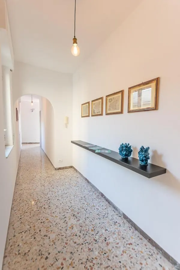 Soffitti Colorati Apartman Catania-Fontanarossai nemzetközi repülőtér Olaszország