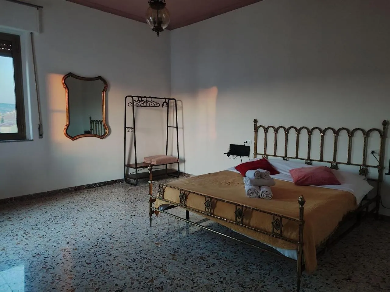 Soffitti Colorati Apartman Catania-Fontanarossai nemzetközi repülőtér 0*,  Olaszország